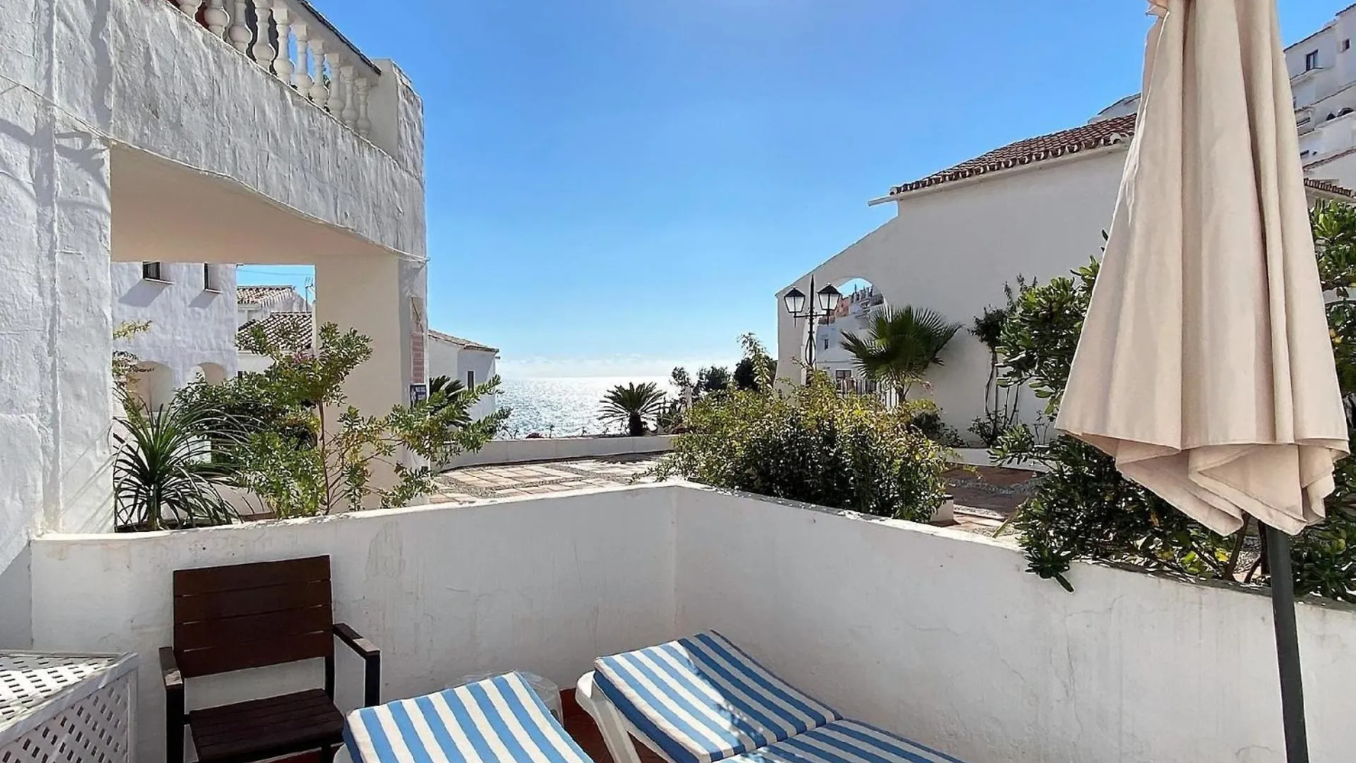 Appartement Ferienwohnung Fuer 3 Personen Ca 60 Qm In Nerja, Andalusien Costa Del Sol Espagne