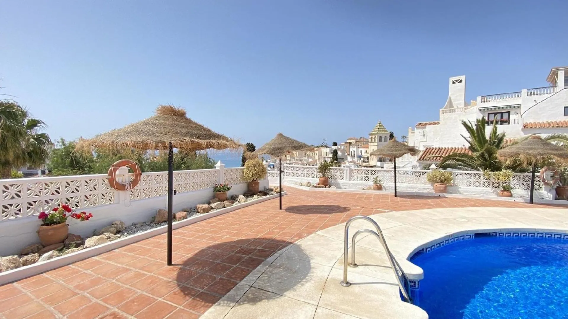Appartement Ferienwohnung Fuer 3 Personen Ca 60 Qm In Nerja, Andalusien Costa Del Sol